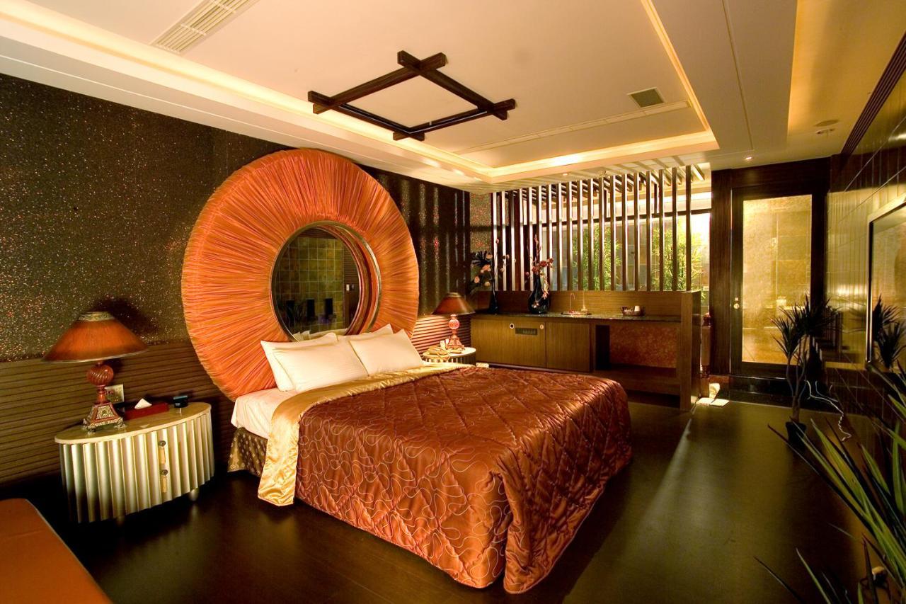 Chateau Motel & Spa Kaohsiung Exterior photo